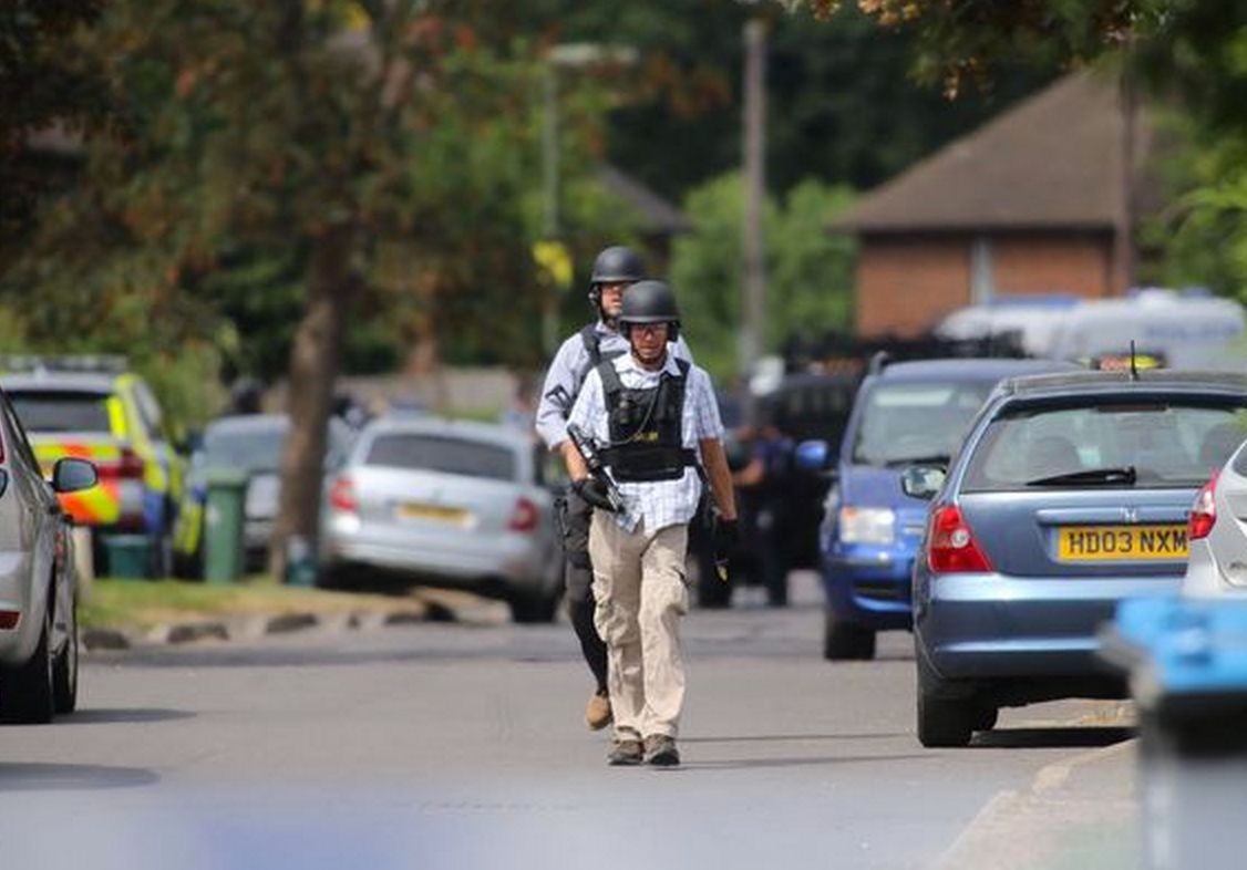 Surrey Police In Standoff With Gunman After Early Morning Drugs Raid ...