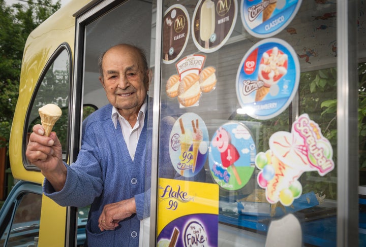 At 103, Givoanni Rozzo has become Britain's oldest ice cream man.