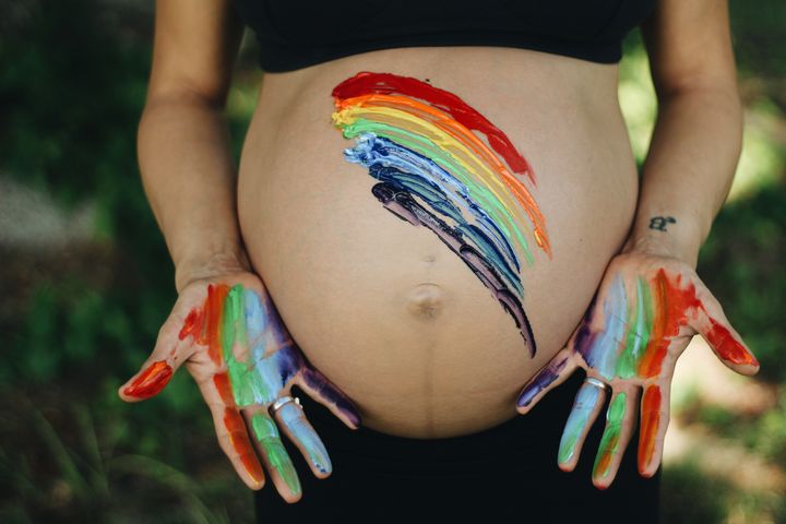Ashley Maisonet's rainbow baby photo went viral, touching families across the social media sphere.