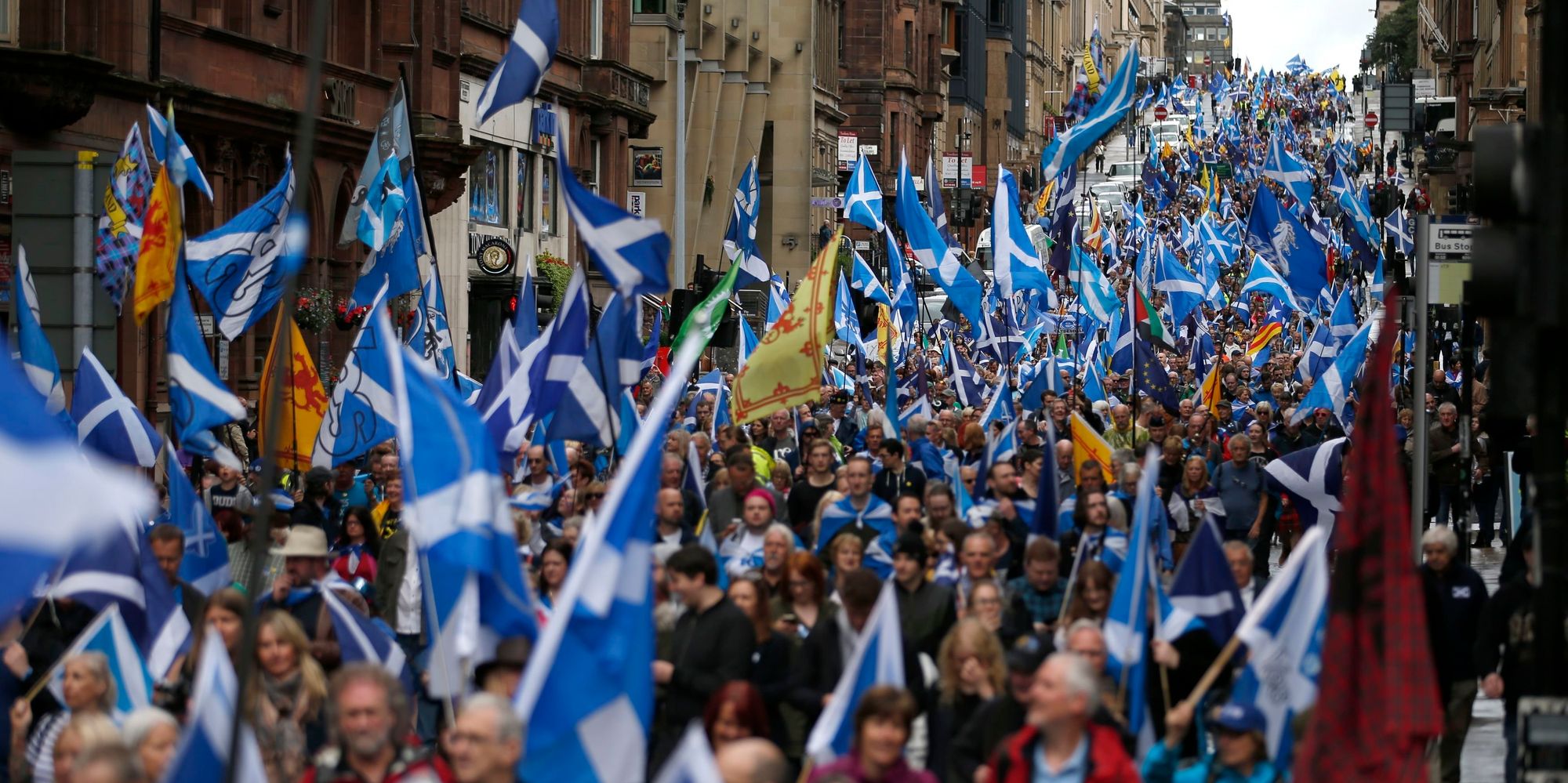 Thousands March For Scottish Independence In Glasgow - But Poll ...