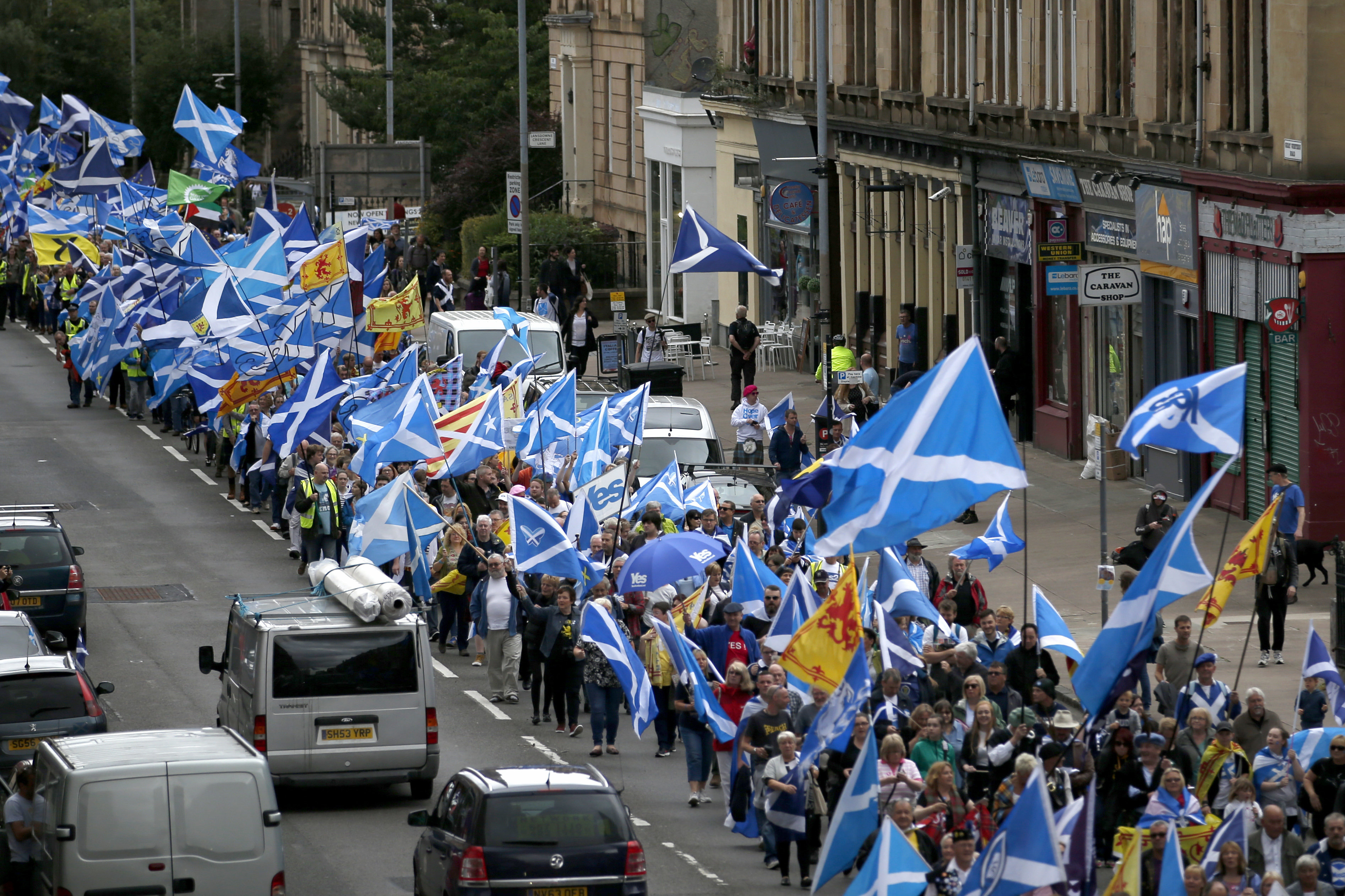 Thousands March For Scottish Independence In Glasgow - But Poll ...