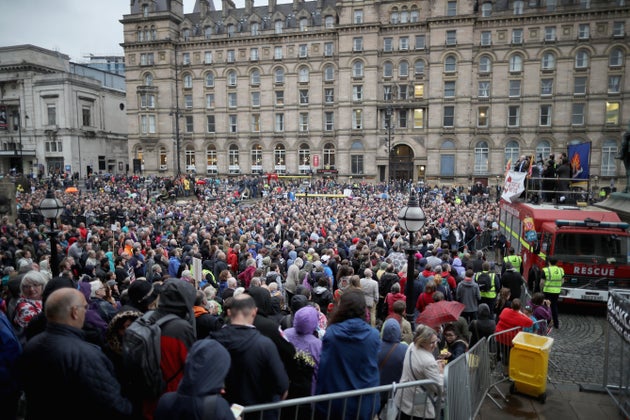 Jeremy Corbyn Liverpool Rally Draws Thousands, But Twitter Flooded With 