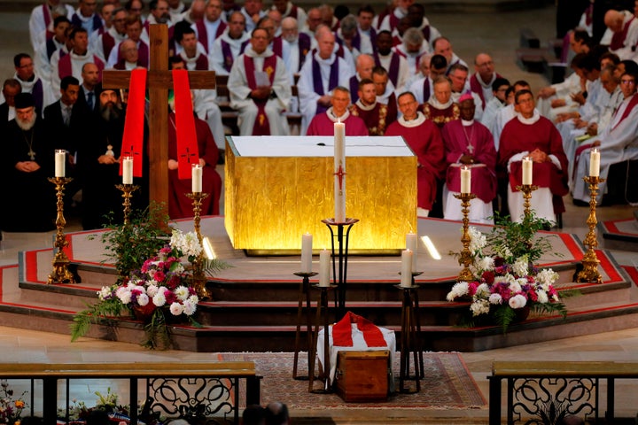 Hamel’s coffin was carried into the thirteenth century gothic Cathedral through the “Door of Mercy” and placed on an ornate rug before the altar.