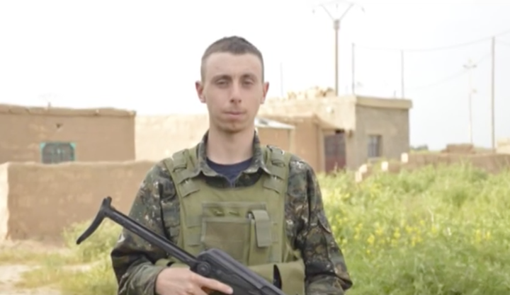 <strong>Dean Carl Evans died while fighting Isis militants in the city of Manbij.</strong>