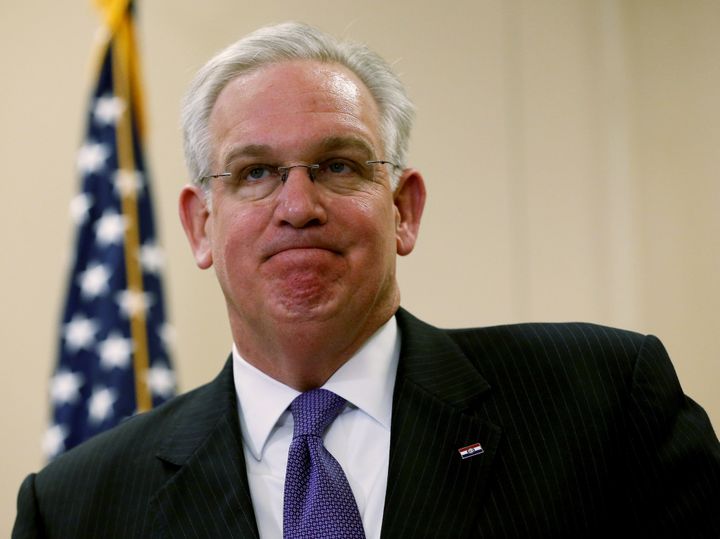 Missouri Gov. Jay Nixon has been ordered to pick up a case from the state public defender's office. His spokesman says the move is not legal. 
