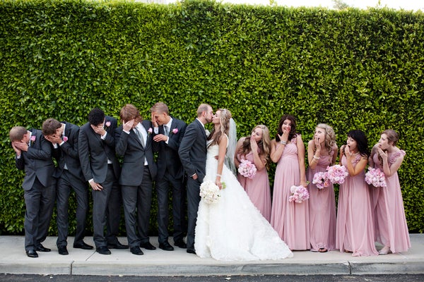 23 Cute And Clever Ideas For Your Wedding Party Photos 23 Cute And Clever Ideas For Your Wedding Party Photos