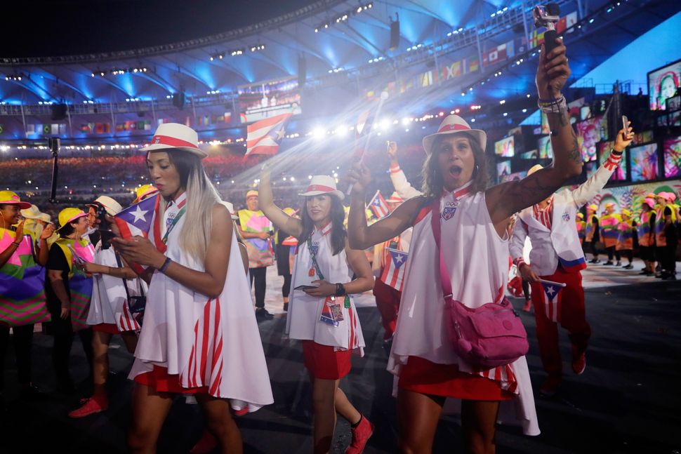 The Best Outfits And The Biggest Stars At The 2016 Olympic Opening