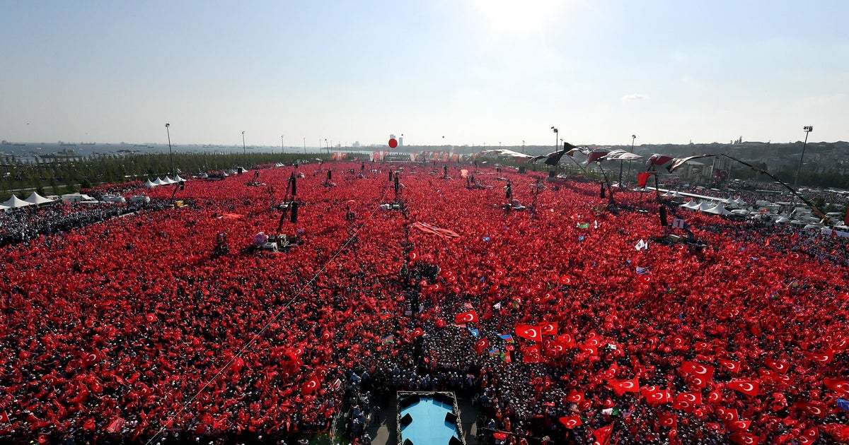 Turkey Rally Yesterday Turkey's President Erdogan Holds Gigantic Rally In Istanbul | HuffPost ...