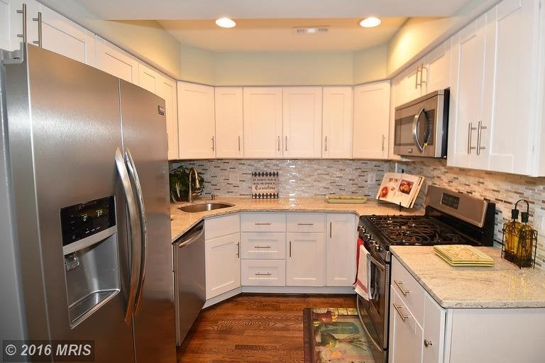 Even at this price point, buyers don't have to sacrifice any of the bells and whistles. Home by BQN Home Improvement and