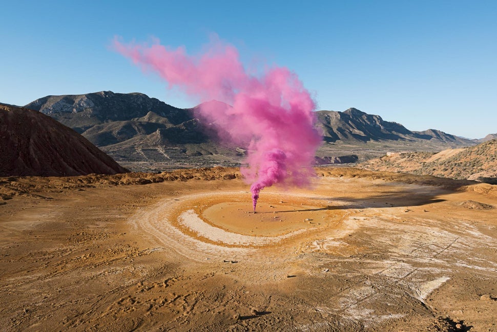 artists release gorgeous smoke