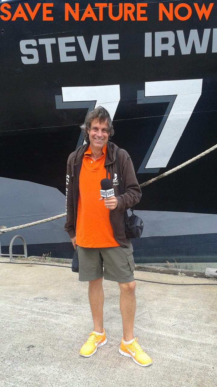 Earth Doctor Reese Halter Williamstown, Victoria in front of Sea Shepherd's flagship The Steve Irwin.