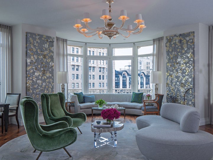 <a href="http://whitewebb.com/" target="_blank" role="link" rel="nofollow" class=" js-entry-link cet-external-link" data-vars-item-name="Wall coverings and accents made with recycled can metal lids" data-vars-item-type="text" data-vars-unit-name="57a4df8fe4b0ccb0237237ad" data-vars-unit-type="buzz_body" data-vars-target-content-id="http://whitewebb.com/" data-vars-target-content-type="url" data-vars-type="web_external_link" data-vars-subunit-name="article_body" data-vars-subunit-type="component" data-vars-position-in-subunit="2">Wall coverings and accents made with recycled can metal lids</a>