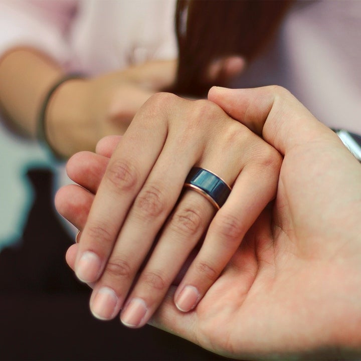 This Ring Lets You Feel Your Spouse s Heartbeat In Real Time