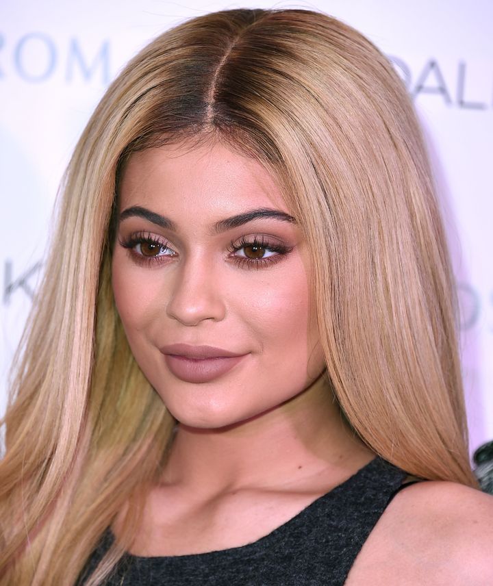 Do You Know What Kylie Jenners Teeth Look Like Huffpost Life