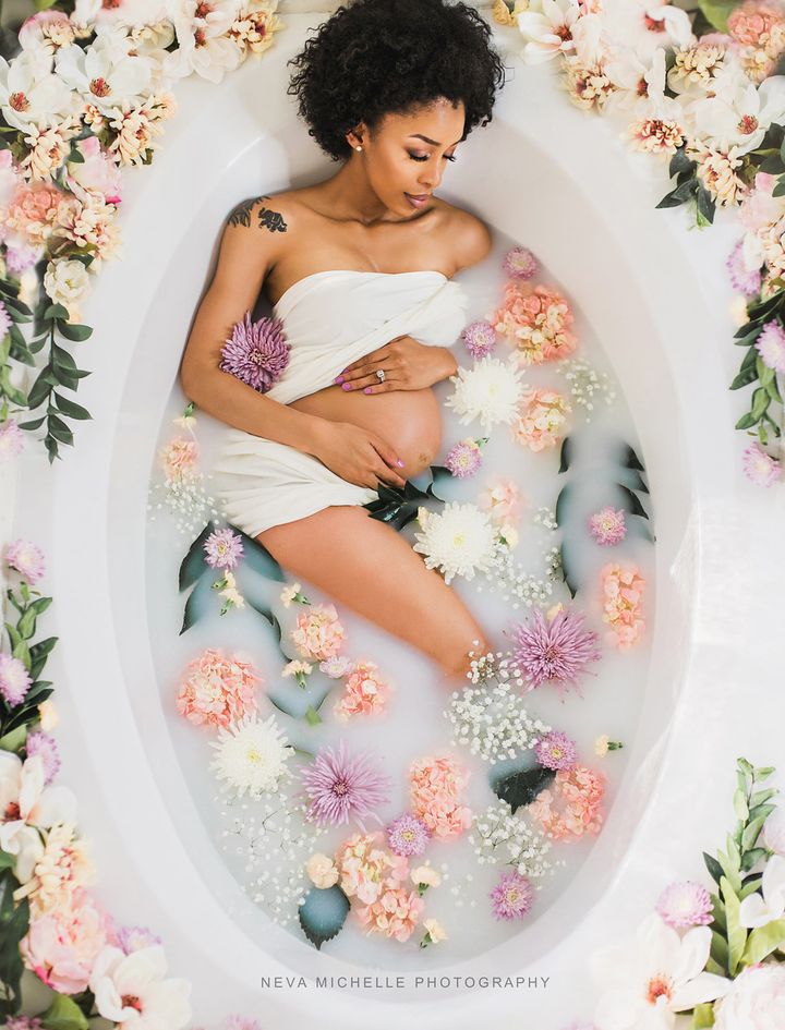 Keturah Antongiorgi took inspiration from other milk bath maternity photos she found online. 
