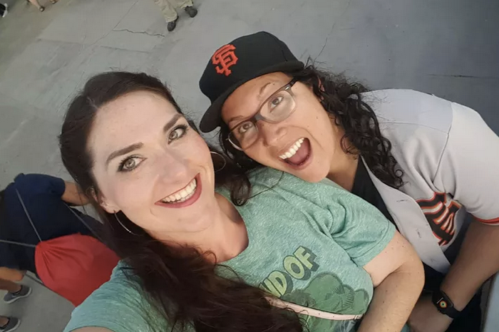 On Friday, Giuliana Garcia and Calista Nabors attended the Mariners’ home game against the Anaheim Angels.