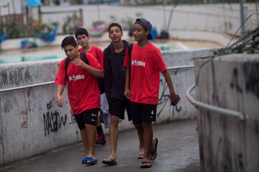 Some of Rocinha’s youth hope to pursue basketball professionally.