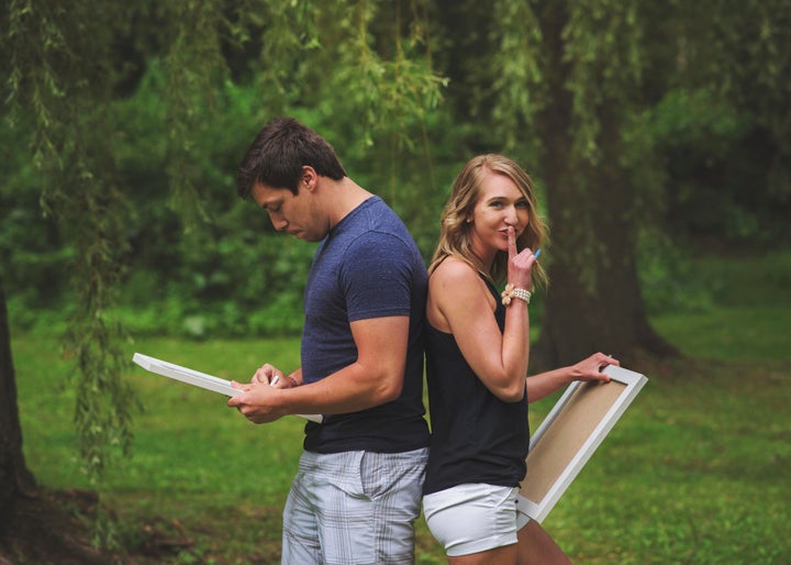 Bri Dow organized a photo shoot to surprise her husband Brandon with her pregnancy news.