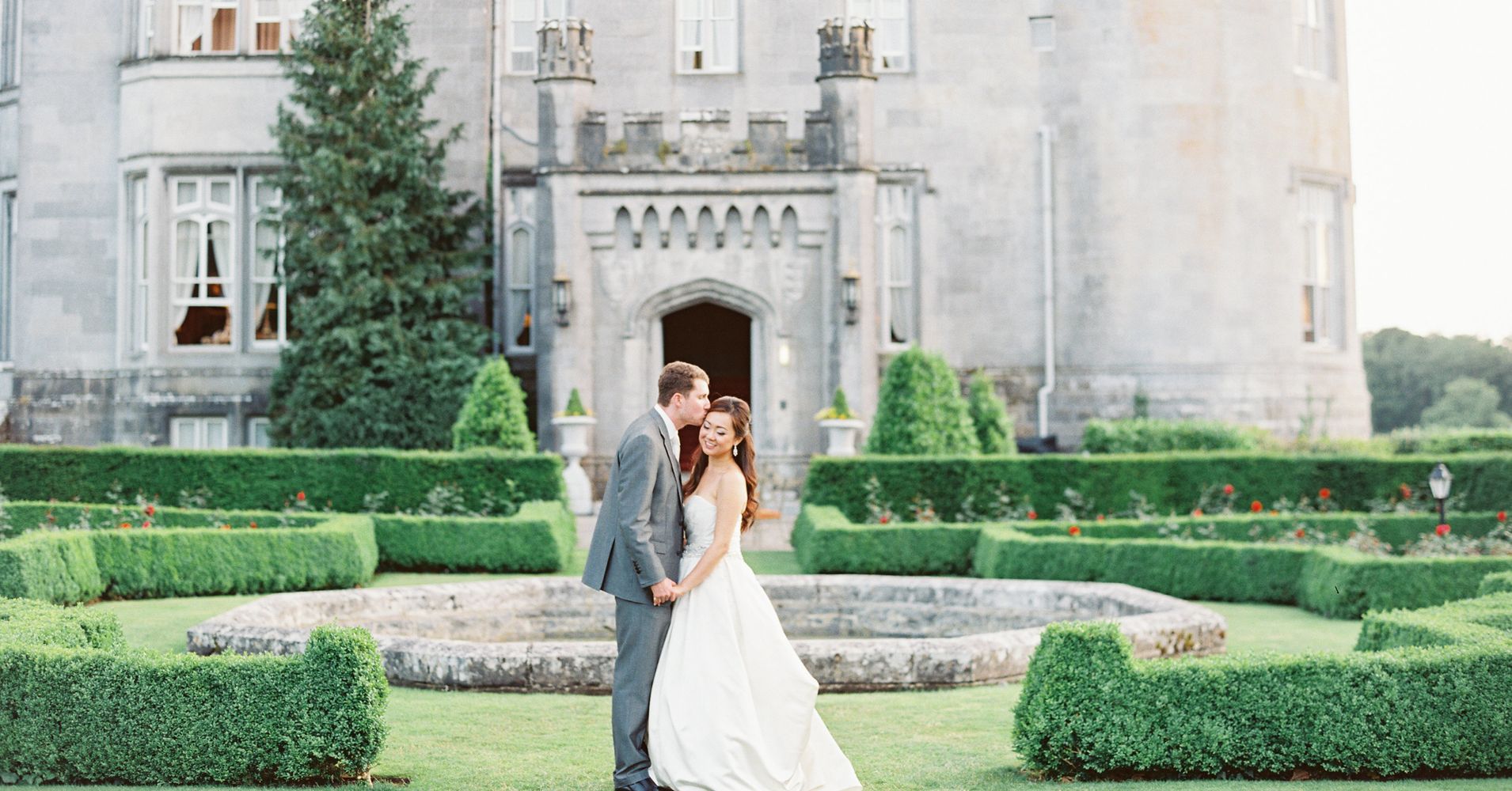 17 Real Castle Weddings Fit For A Modern Day Princess | HuffPost