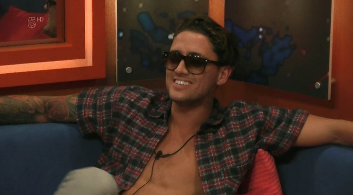 <strong> Stephen Bear</strong>
