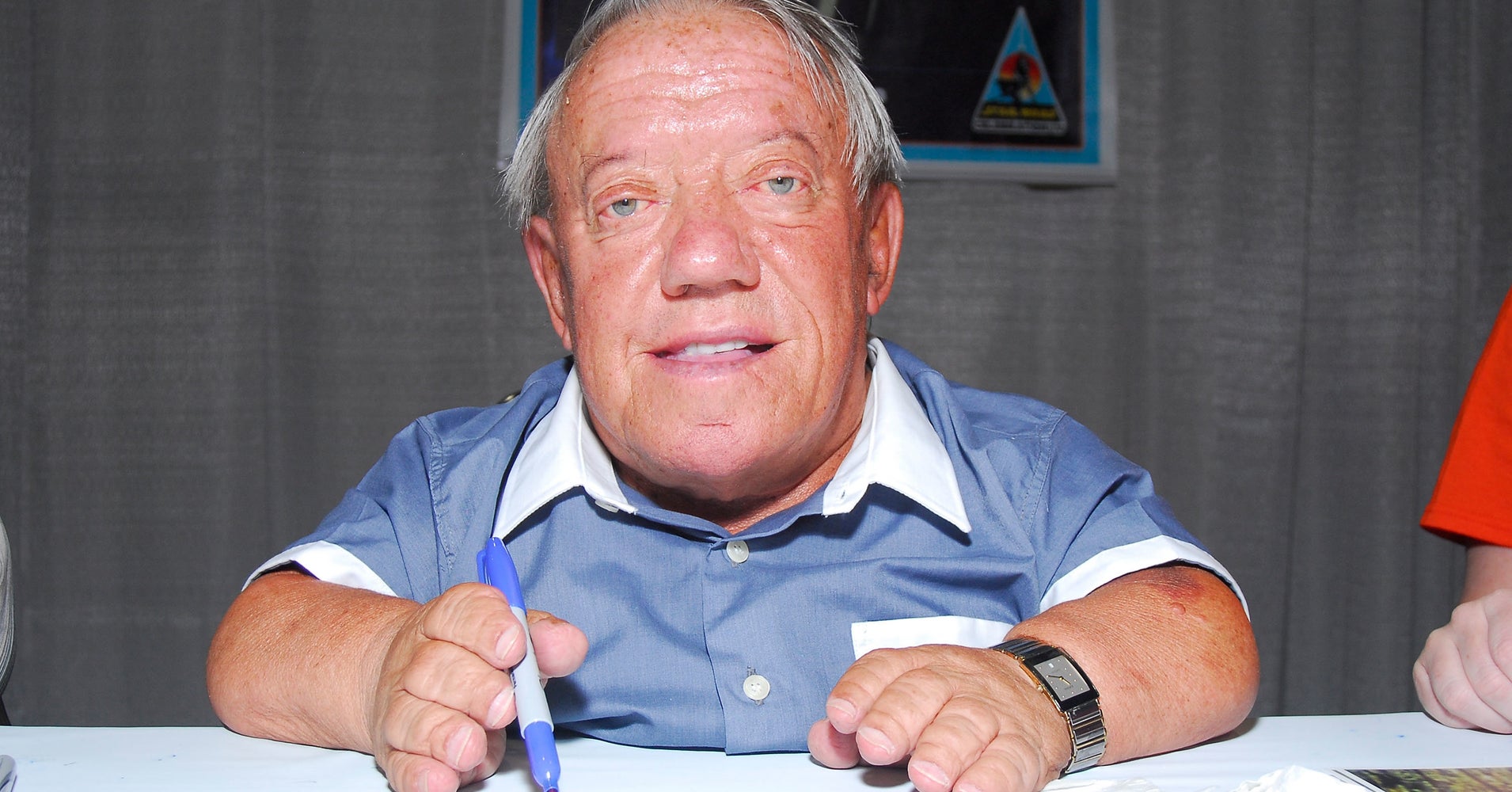 Kenny Baker The Actor Who Played R2 D2 In Star Wars Films Dies At kenny-baker-the-actor-who-played-r2-d2-in-star-wars-films-dies-at