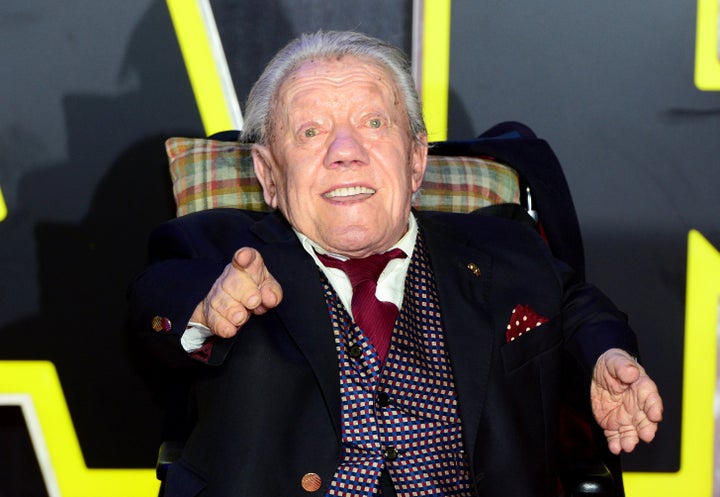 <strong>Kenny Baker, the British actor who played R2-D2 in Star Wars, has died at the age of 81</strong>.
