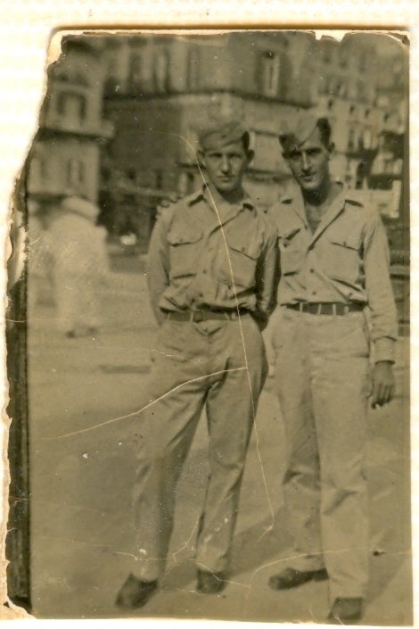 Clem Dowler (left) with fellow B-17 crew member Regis Carney in wartime London