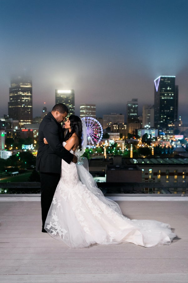 27 Nighttime Wedding Photos That Show Love After Dark | HuffPost