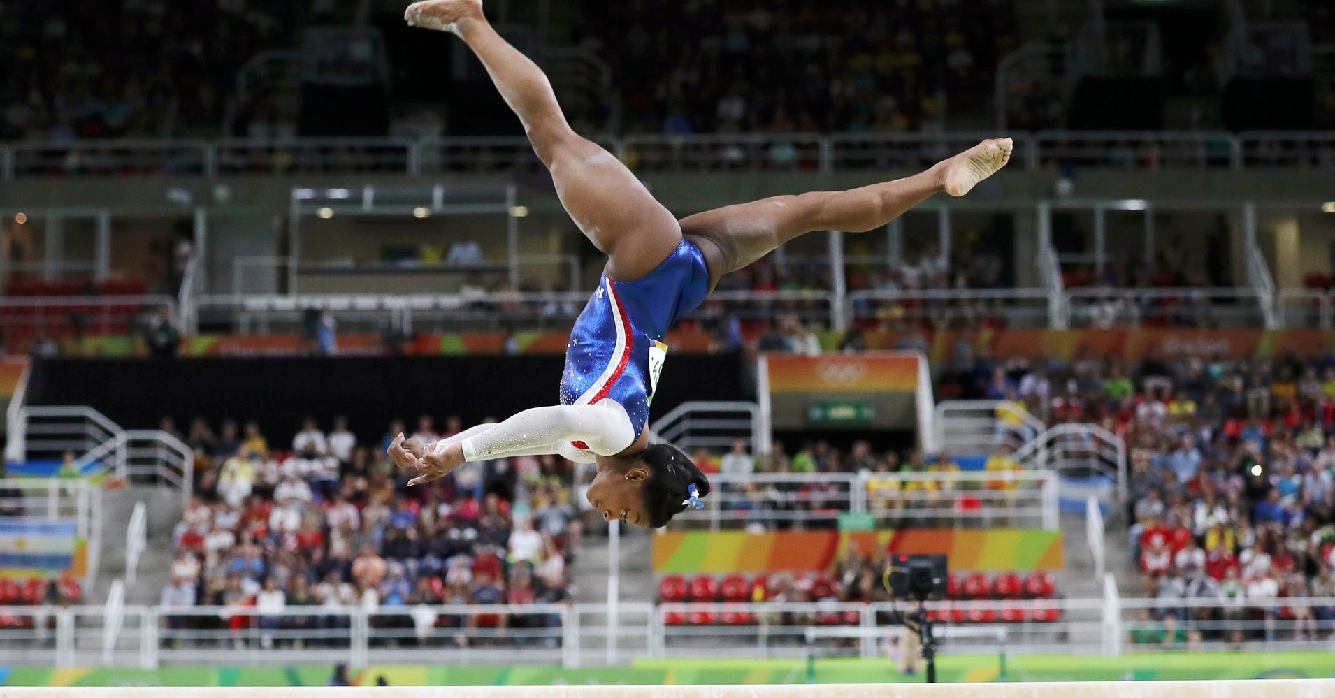 Simone Biles Wins The Bronze Medal On Beam Huffpost