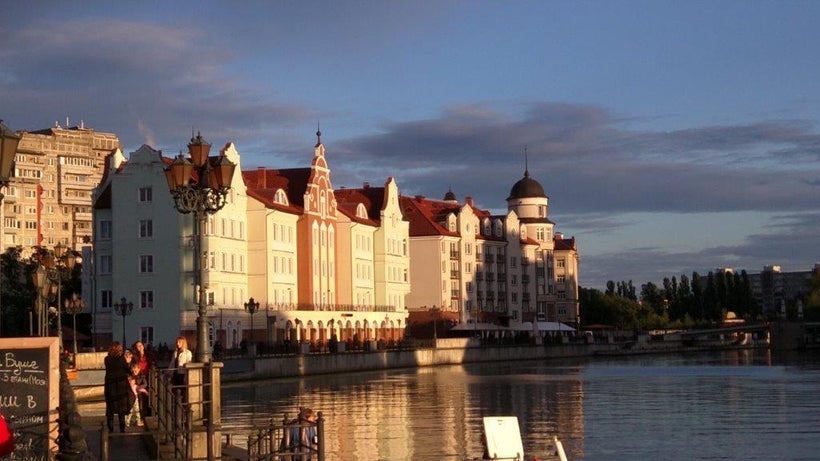 Fish Village houses riverside restaurants and hotels. 