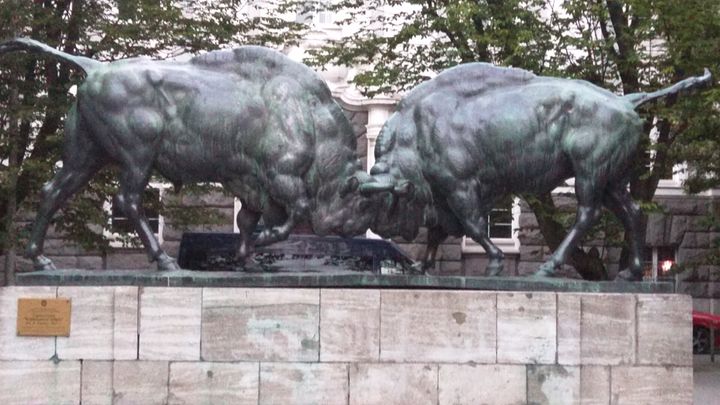 A statue of Fighting Bulls symbolizes national tensions in the region