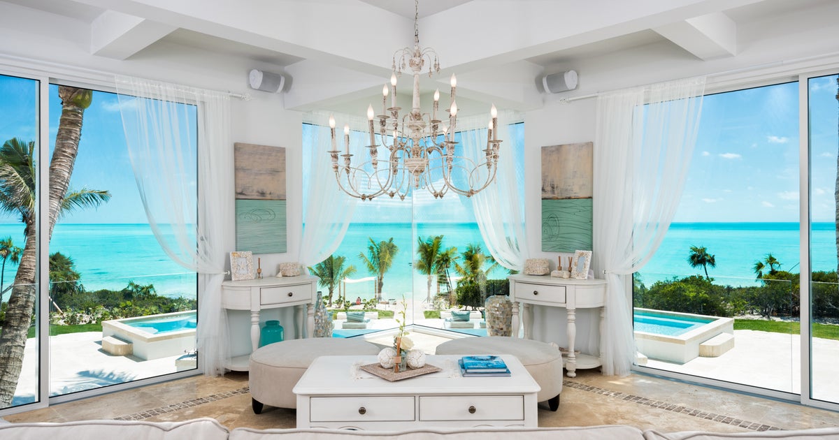Kendall And Kylie Jenner's Turks And Caicos Rental Redefines Paradise(02)