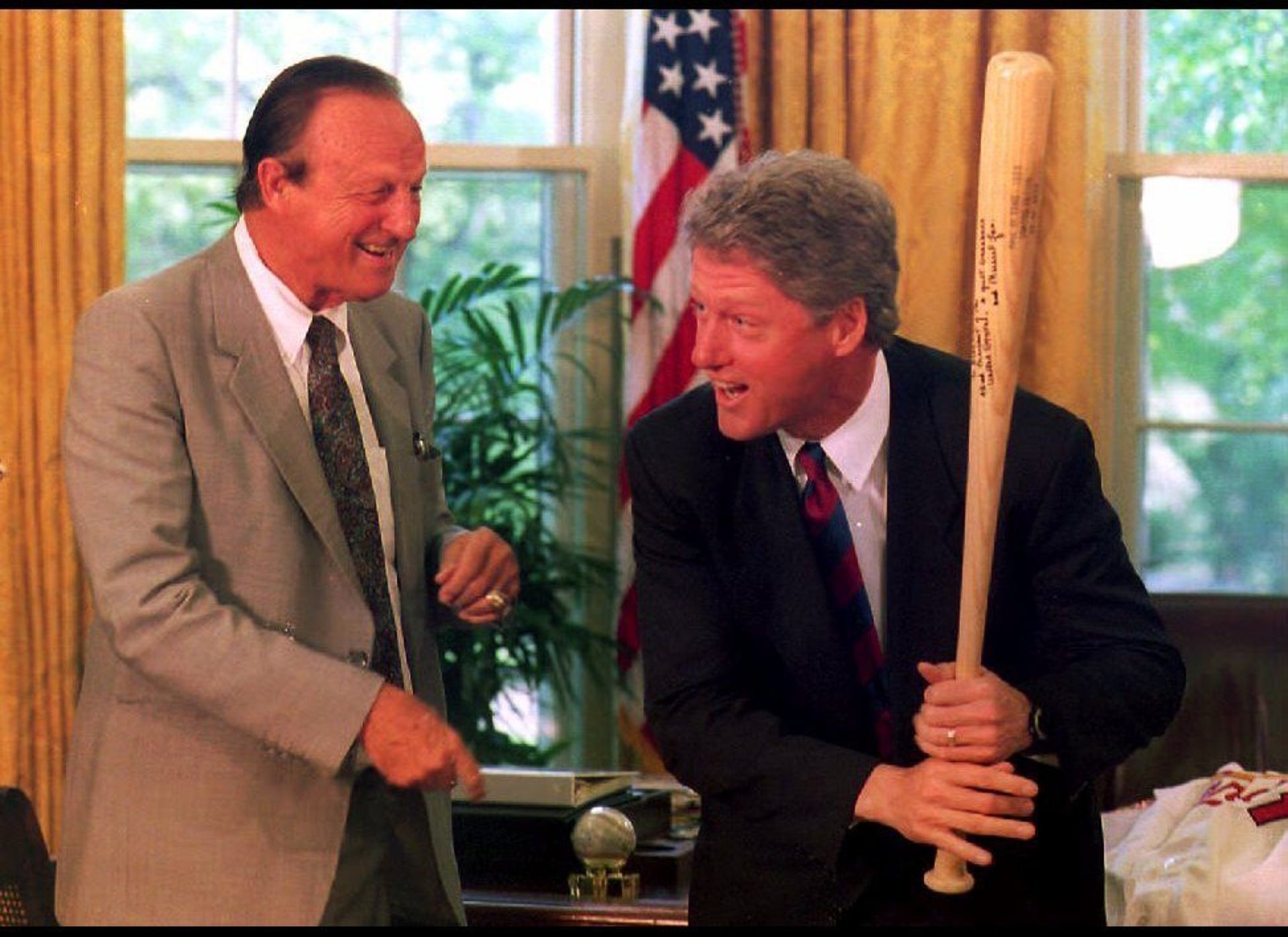 Bill Clinton Receives 'Father Of The Year' Award From National Father's ...