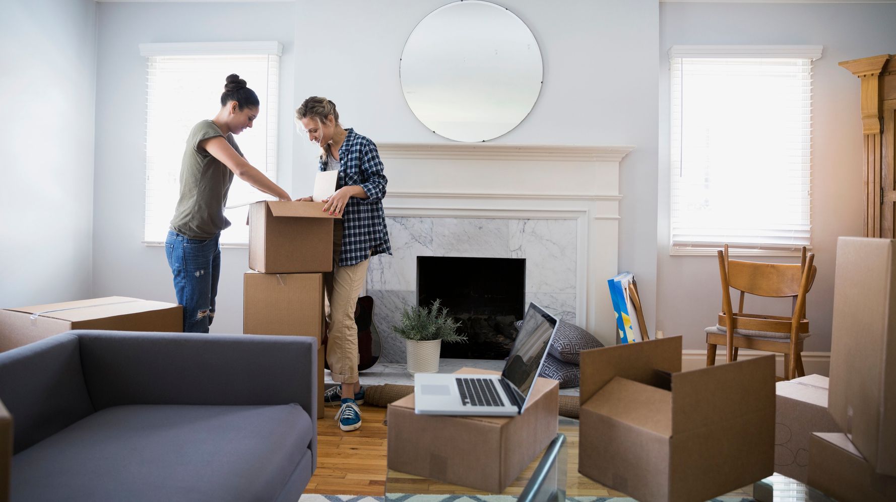 10 Hacks To Make Your Big Move As Simple As Possible 