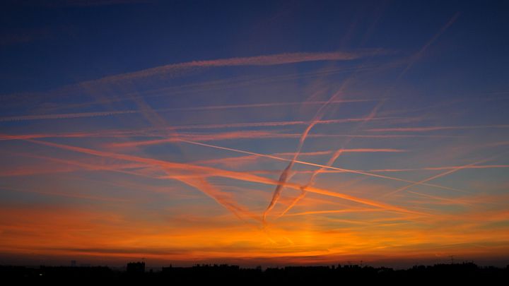 Researchers at the University of California, Irvine and the Carnegie Institution for Science asked scientists to explain why certain contrails look the way they do.