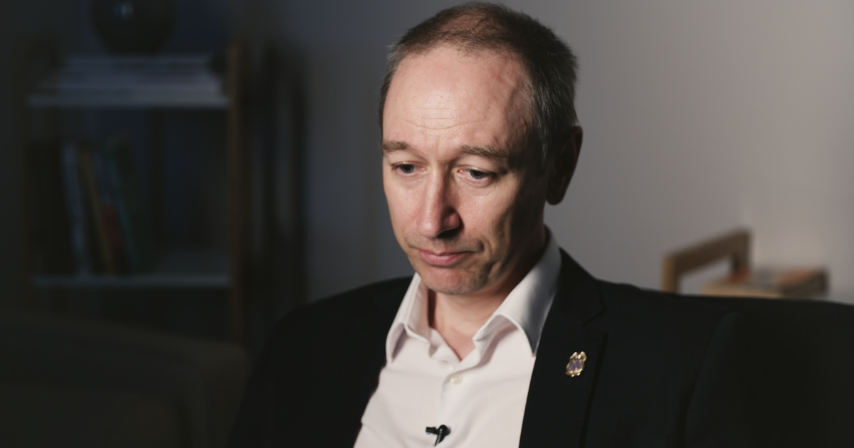 ExUndercover Cop Neil Woods Describes 'Saddest Moment' That Changed