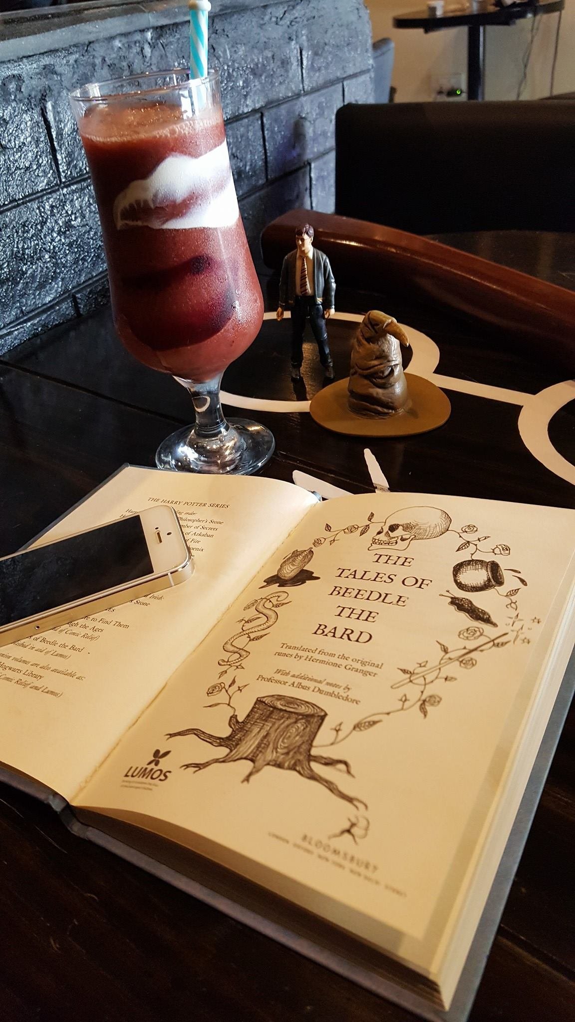 This Harry Potter Cafe Will Stun You Like A Stupefy Spell | HuffPost Life