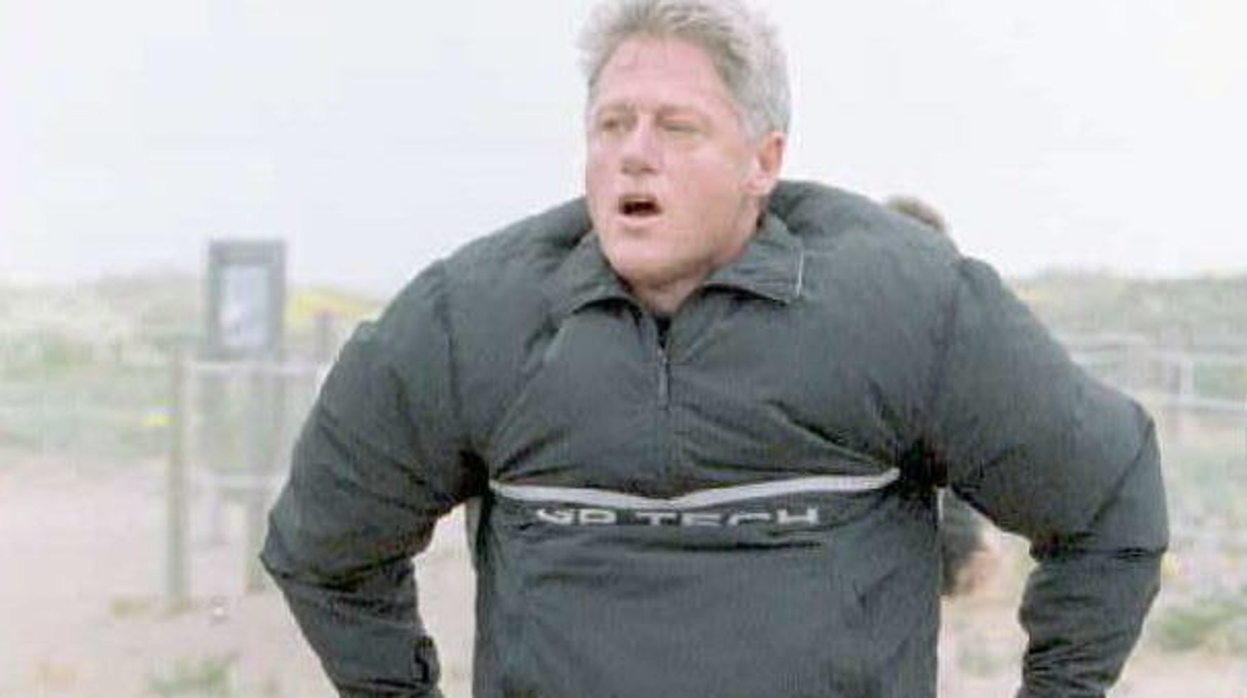 Photographic Evidence Proves Bill Clinton Was Such A Dad During His ...