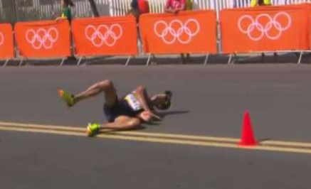 <strong>There were some suggestions Yohann Diniz had fainted, but he got up and carried on.</strong>