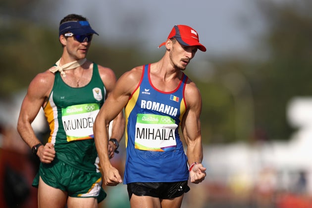 13 Of The Most Butt Clenching Race Walking Photos Huffpost