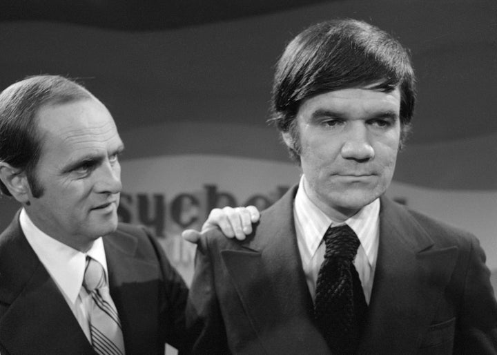 Jack Riley (right) appears on 'The Bob Newhart Show