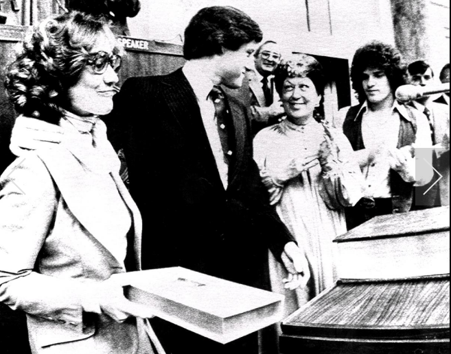 Age: 31, 1979, Rodham becomes the First Lady of Arkansas as her husband Bill is sworn in as Governor.