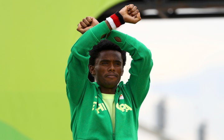 Feyisa Lilesa's gesture highlights a political protest movement in Ethiopia that is shaking up the country.