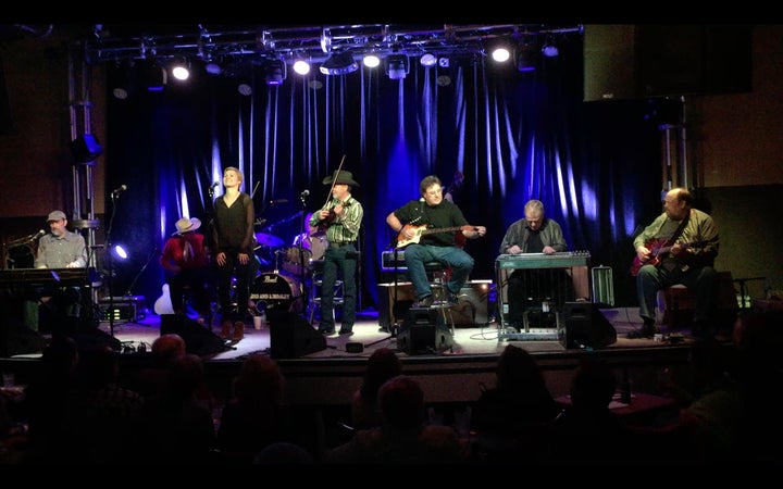 Rhoda Barfoot sitting in with Vince Gill and the Timejumpers