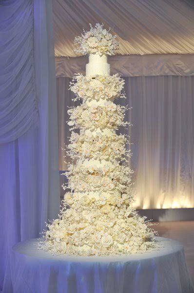 Celebrated cake designer Sylvia Weinstock created the dramatic cake for Trump's wedding.