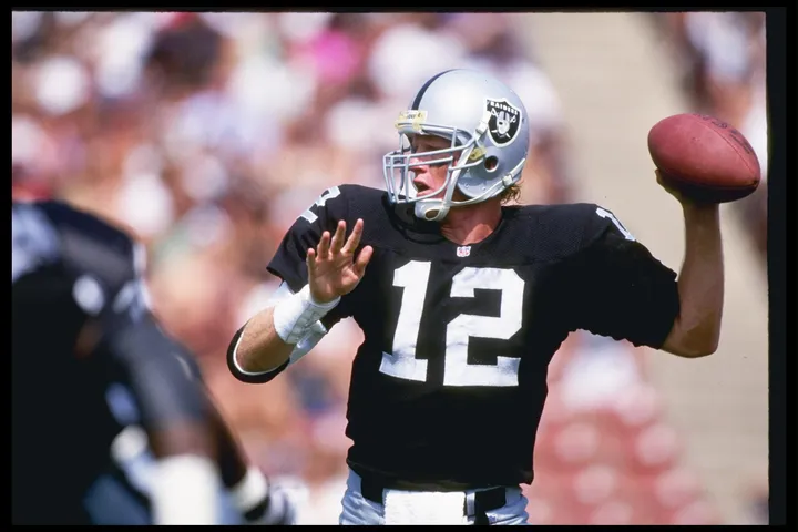 Former USC, Raiders QB Found Naked In Someone's Backyard With Pot