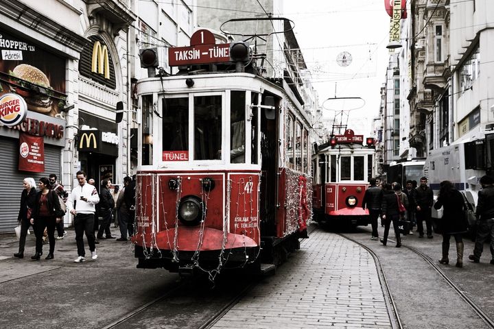 Pedestrians walking on Istanbul's İstiklal Caddesi in late 2015.