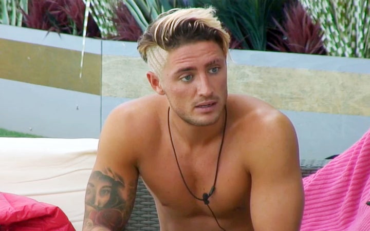 <strong>Stephen Bear</strong>