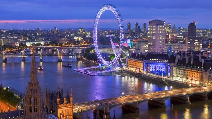 Merlin Entertainments  London Eye turns Green for 'Green Friday