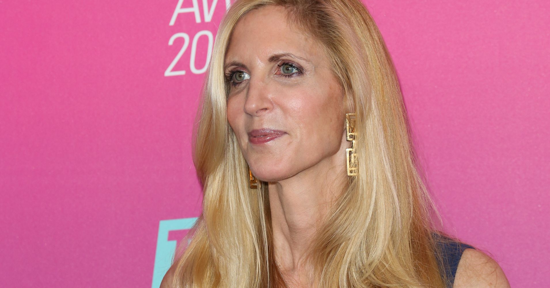 Ann Coulter Will Be Featured On Comedy Central S Roast Of Rob Lowe Huffpost